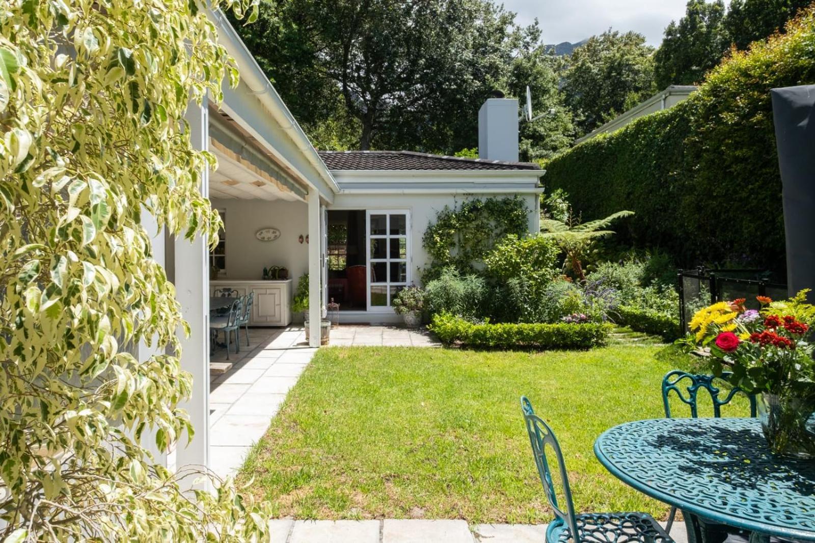 Soulful Newlands Retreat Holiday home